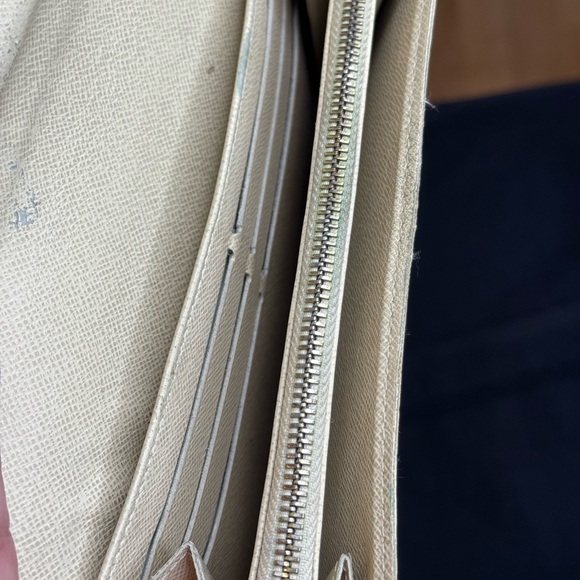 Louis Vuitton Damier Azur Canvas Wallet - Picture 12 of 16